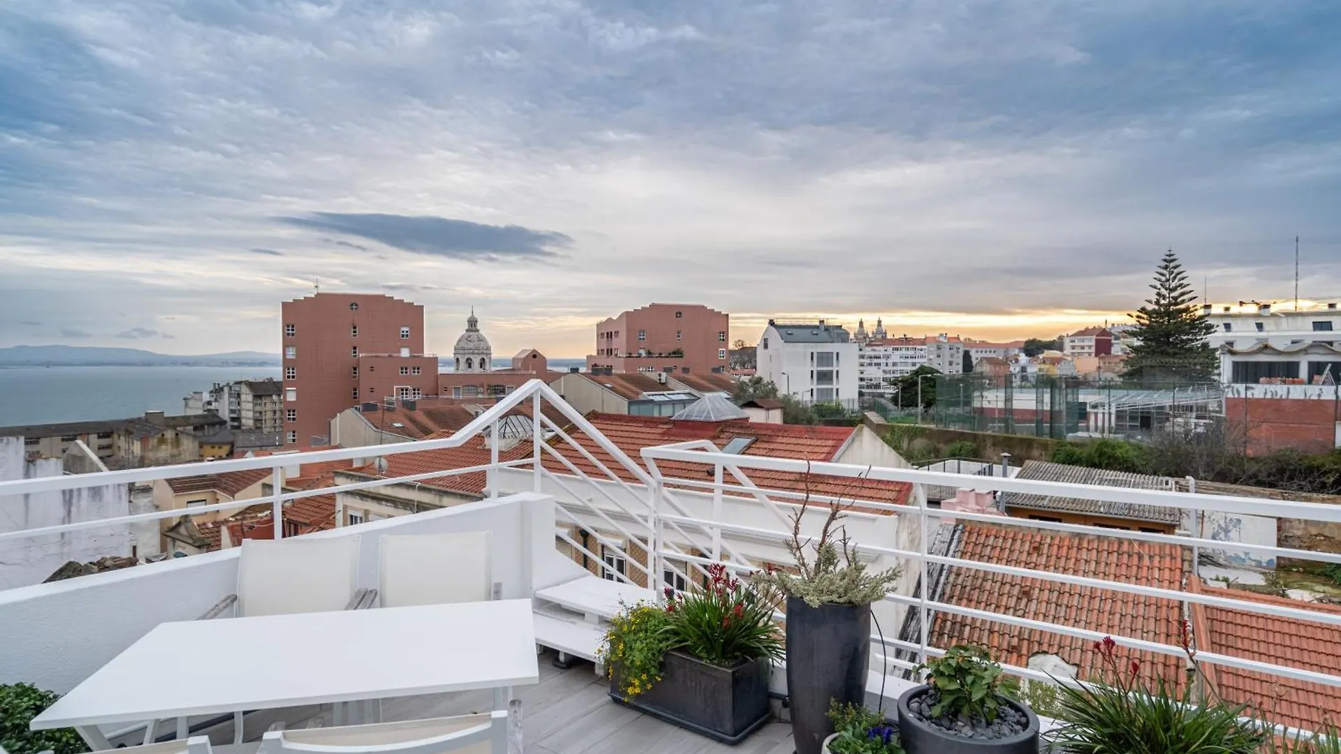 Ferienwohnung T1 Oasis With Amazing Terrace Lissabon Portugal